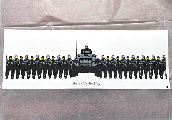 バンクシー (Banksy) がPOW から発売した記念すべき、1枚目の作品 ー 
